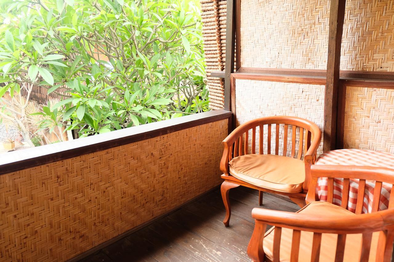 Kerti Beach Bungalow&Restaurant Padang Bai Exterior foto